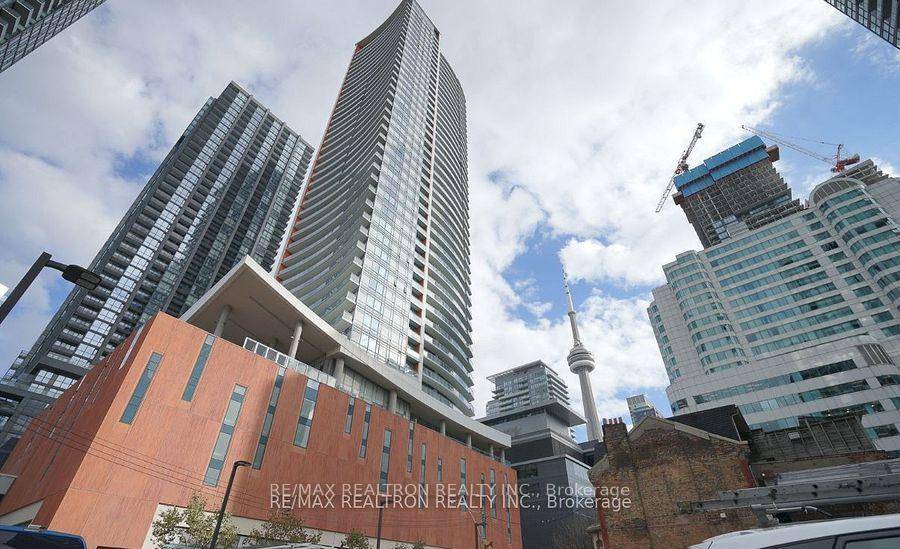 Discover luxury living in the Heart of Downtown Toronto.