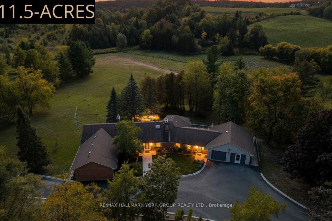 Welcome To Your Private Oasis Fit For Royalty In King City.