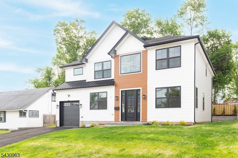 Stunning 5 bed, 4 bath Colonial home.
