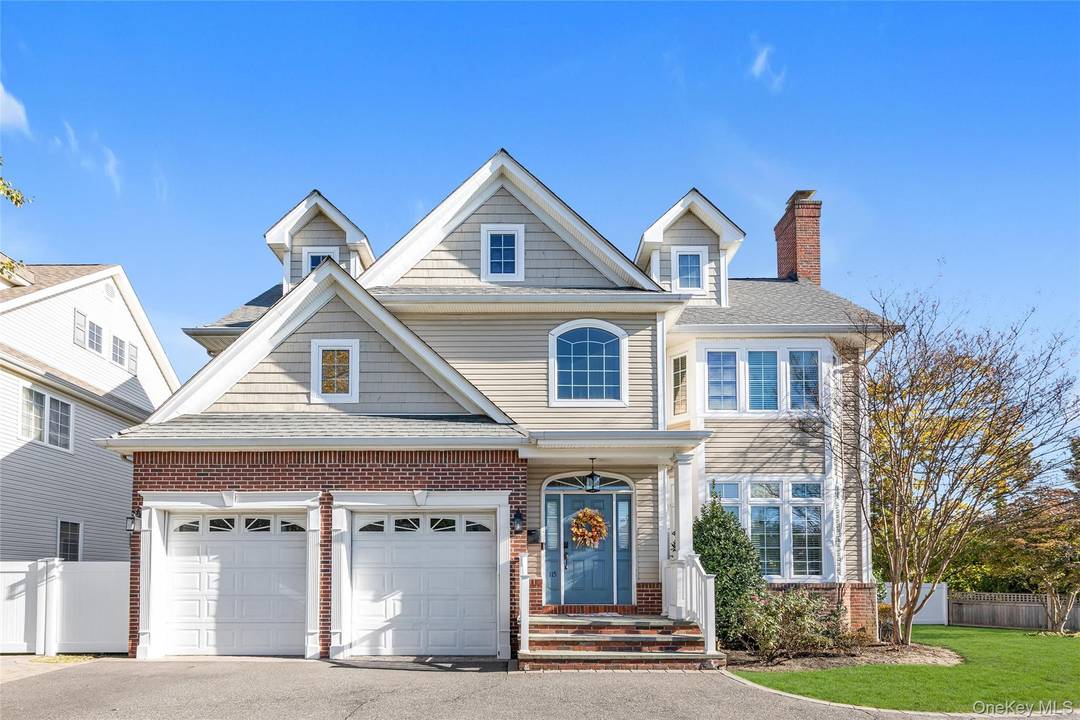Welcome to this beautiful, custom built in 2005 Hampton Style Center Hall Colonial.