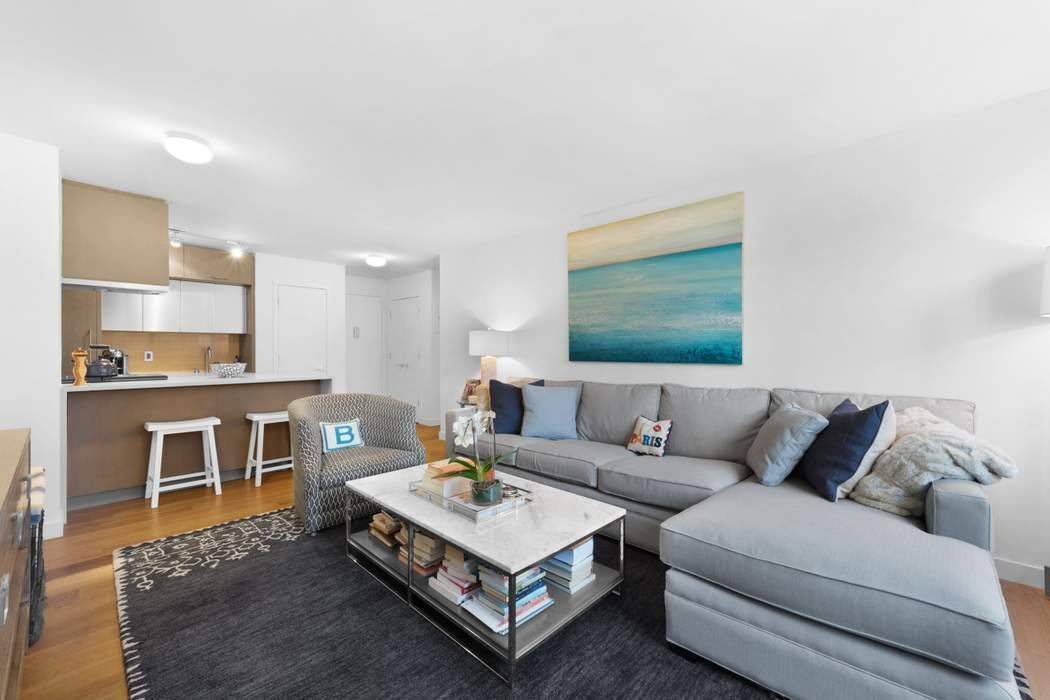 Welcome to Apartment 7R at 225 Rector Place a sleekly designed one bedroom apartment in one of Lower Manhattan s top full service condo buildings.