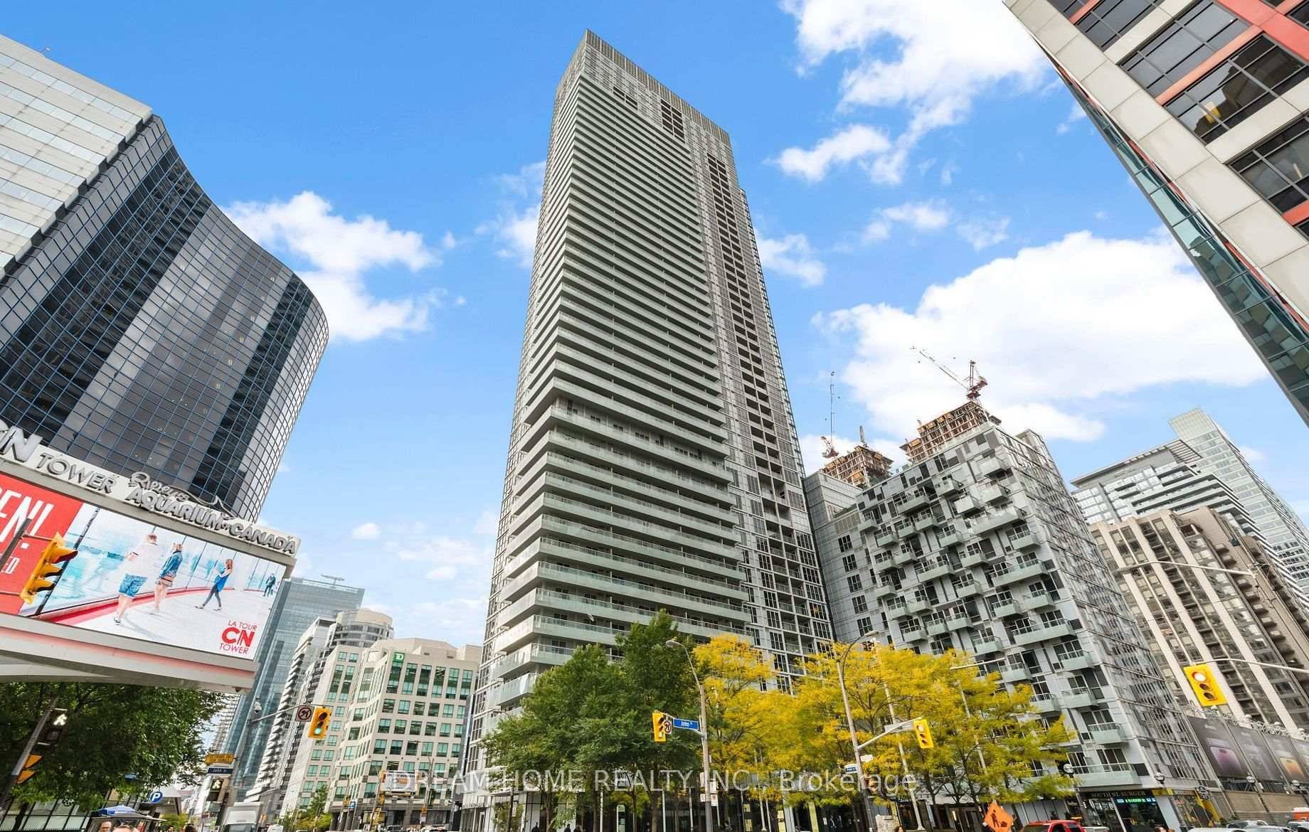 Luxury Tridel Bldg In Prime Downtown Area Ne Corner On High Floor With Unobstructed City View 9 Feet Ceiling Spacious Downtown One Bedroom Unit Steps To Metro Convention Center, Scotiabank ...