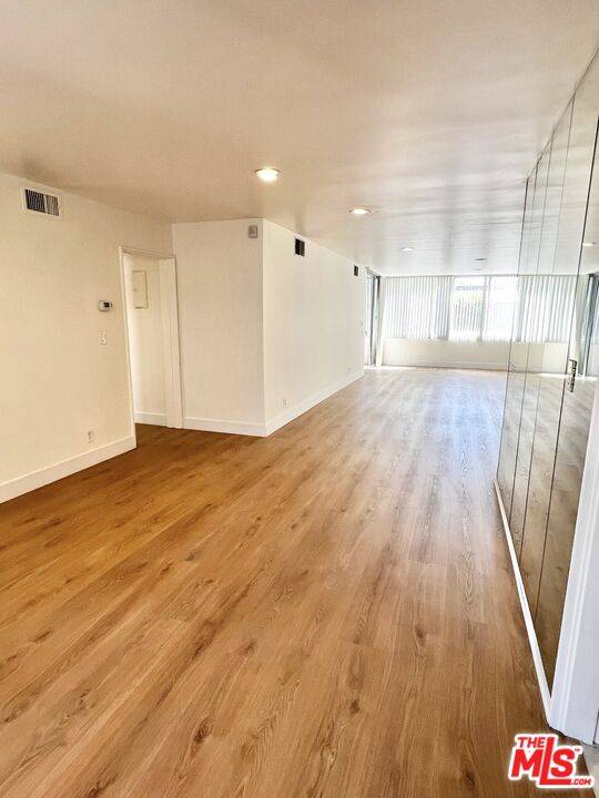 9221  Charleville Blvd 2BR Beverly Hills La