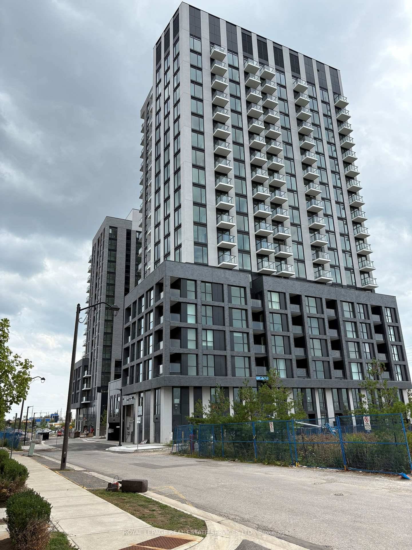 Welcome to Minto Communities North Oak Brand New Condo !