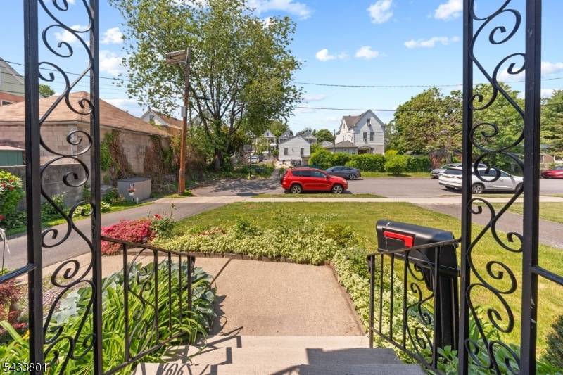 Welcome to 23 Homcy Place a 2 family home located on a quiet cul de sac in Clifton.