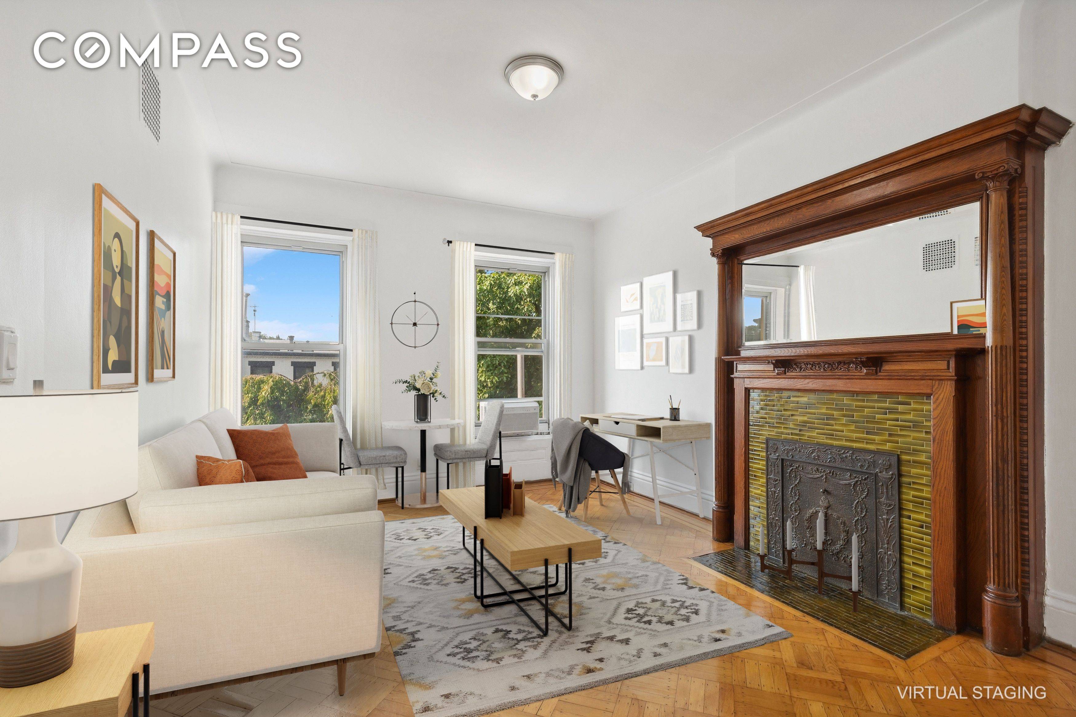 PARK BLOCK OASIS Endless sky and tree top views create a pretty backdrop for this sweet one bedroom ideally situated mid block near one of the coveted entrances to Prospect ...