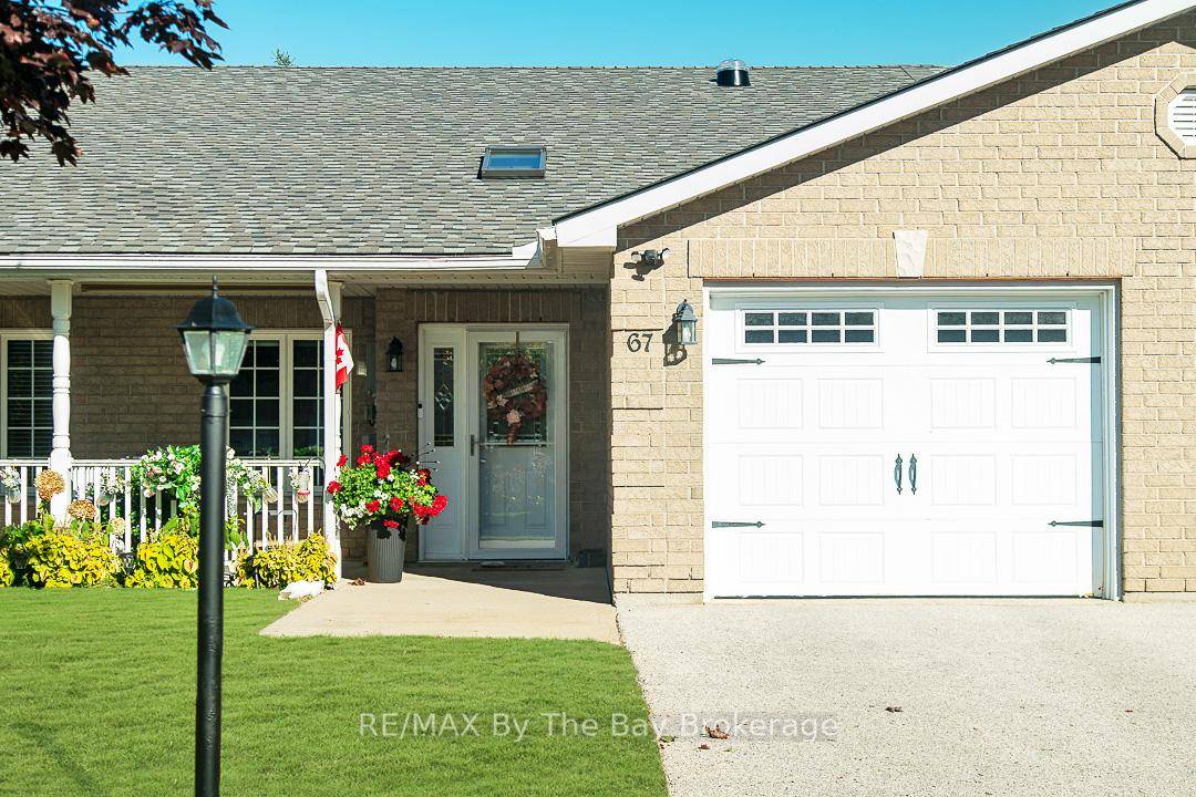 Wasaga Meadows is one of the most popular adult living communities in Wasaga Beach.