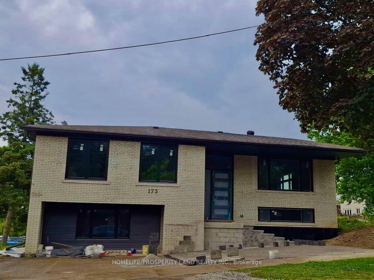 AAA Tenant Only Newly renovated with permit, Spacious, Bright Legal Single Family Lower Level Unit in an extremely convenient location.