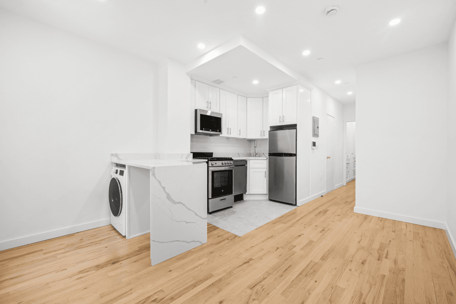 Now's your chance to own on the Upper West Side, mere steps from the iconic Central Park !