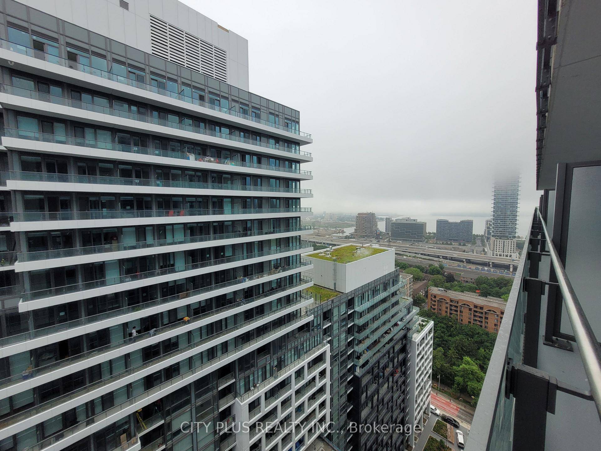 Experience urban living at its finest in this bright and spacious 1bed plus den suite at the renowned Time and Space Condos, developed by Pemberton Group.