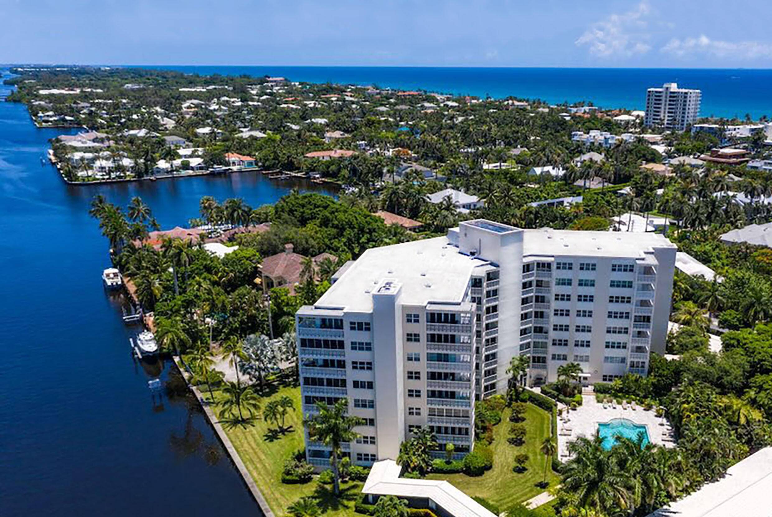 Prime LOCATION ! A block to Atlantic Ave.