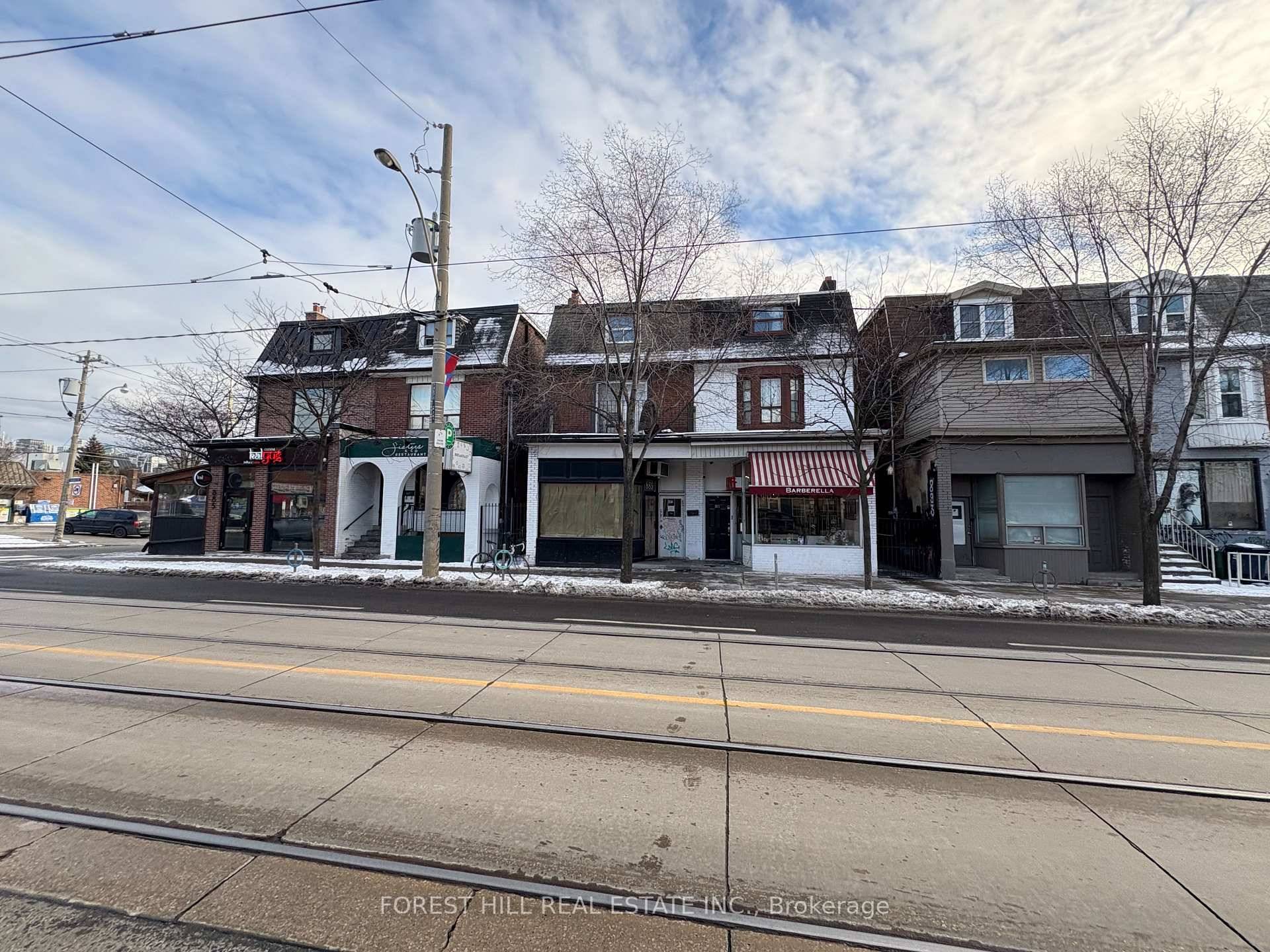 Fantastic Street Level Retail Space Located In Trendy Neighbourhood Of Trinity Bellwoods.