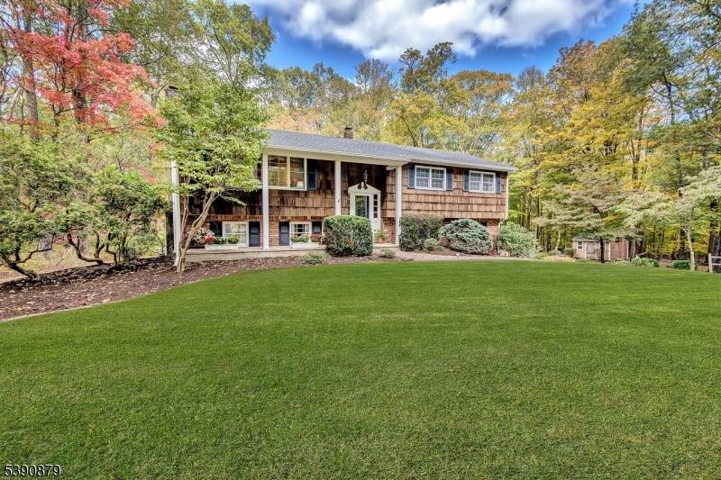Tucked away at the end of a quiet cul de sac, this 3 bedroom, 1.