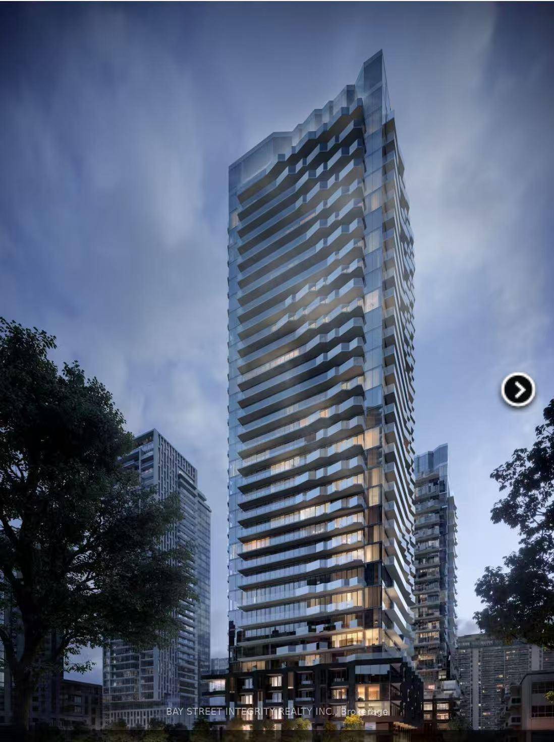 Brand New 1 1 Luxury Condo at Yonge amp ; Eglinton !