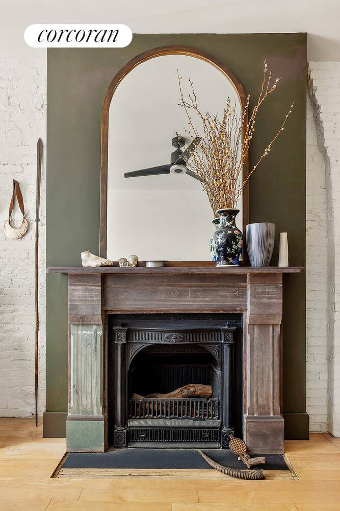 A Rare Prospect Heights Opportunity Double Duplex Townhouse on a Prime Block This is a rare opportunity to own a beautiful townhouse on one of Prospect Heights most desirable tree ...