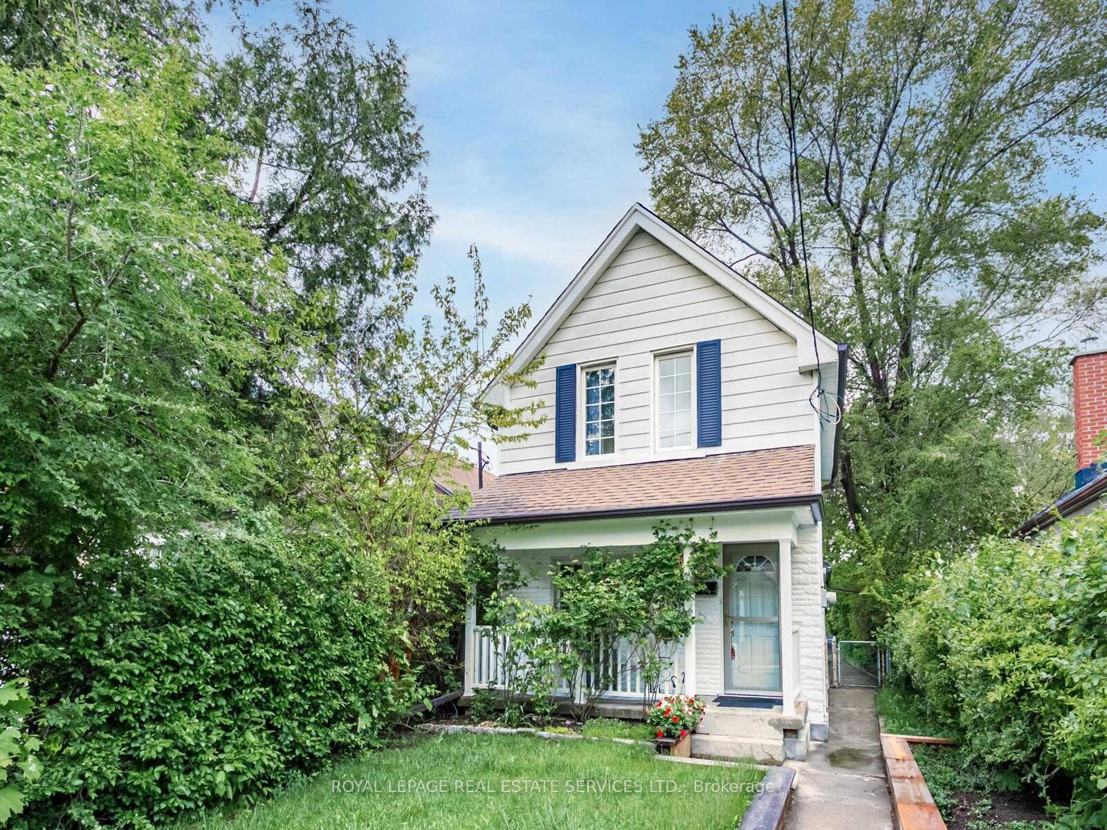 Attractive. Detached. Well Maintained.