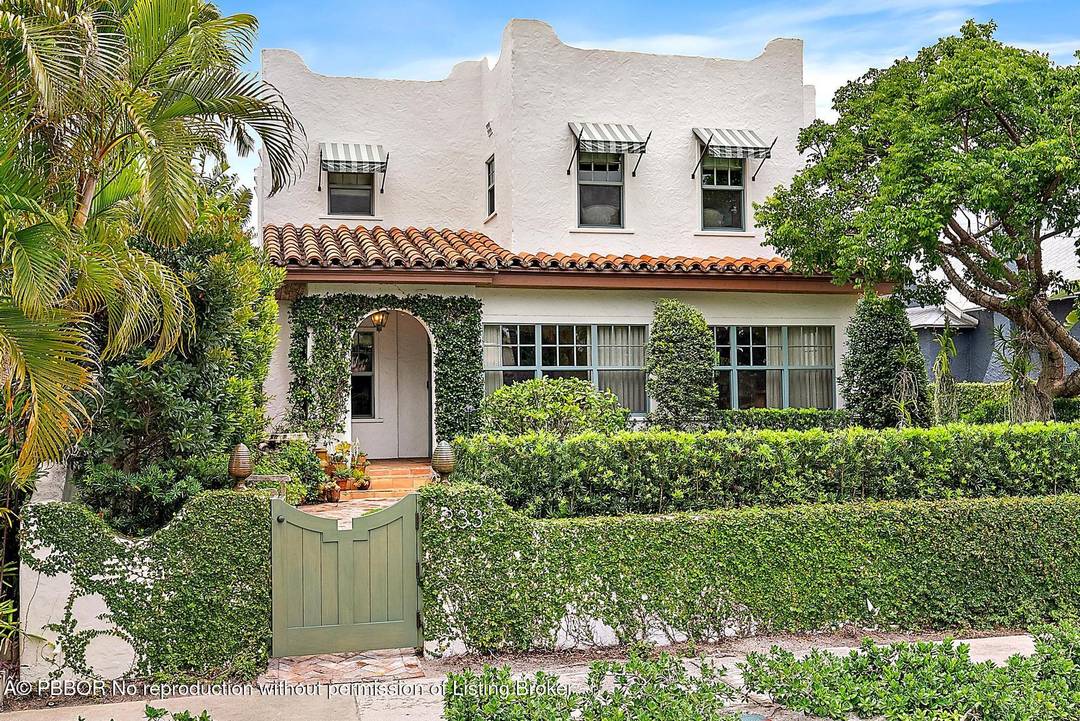 Meticulously renovated, this 1926 SoSo home offers a 3 bedroom main house as well as two private and self contained guest apartments in the rear of the property.