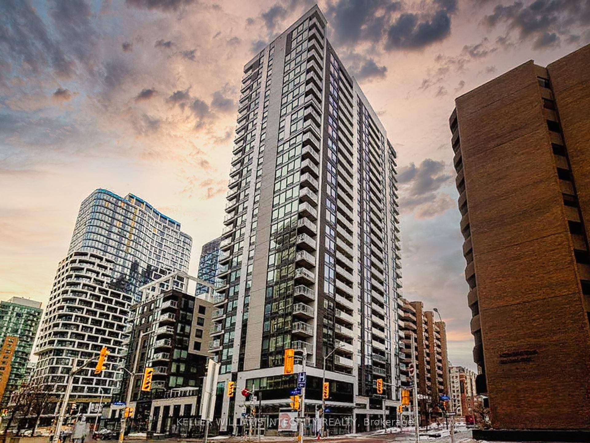 Set above the heart of Ottawa's business district, this residence at 340 Queen delivers modern city life with urban energy right where the city moves fastest.