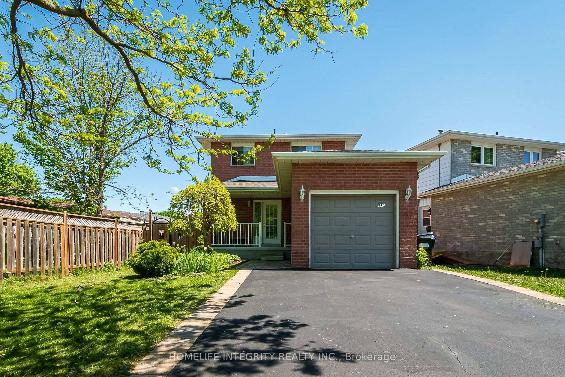It's your Time to move ! Lovely 2 storey, 3 plus 1 bedroom, 3 bath home in an established quiet neighbourhood.