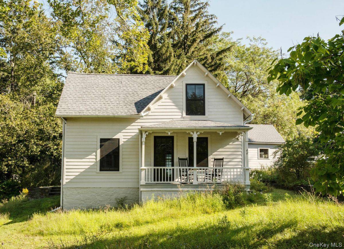 42 Kelly Street. A jewel box with Hudson River views designed by renowned design firm Post Company.