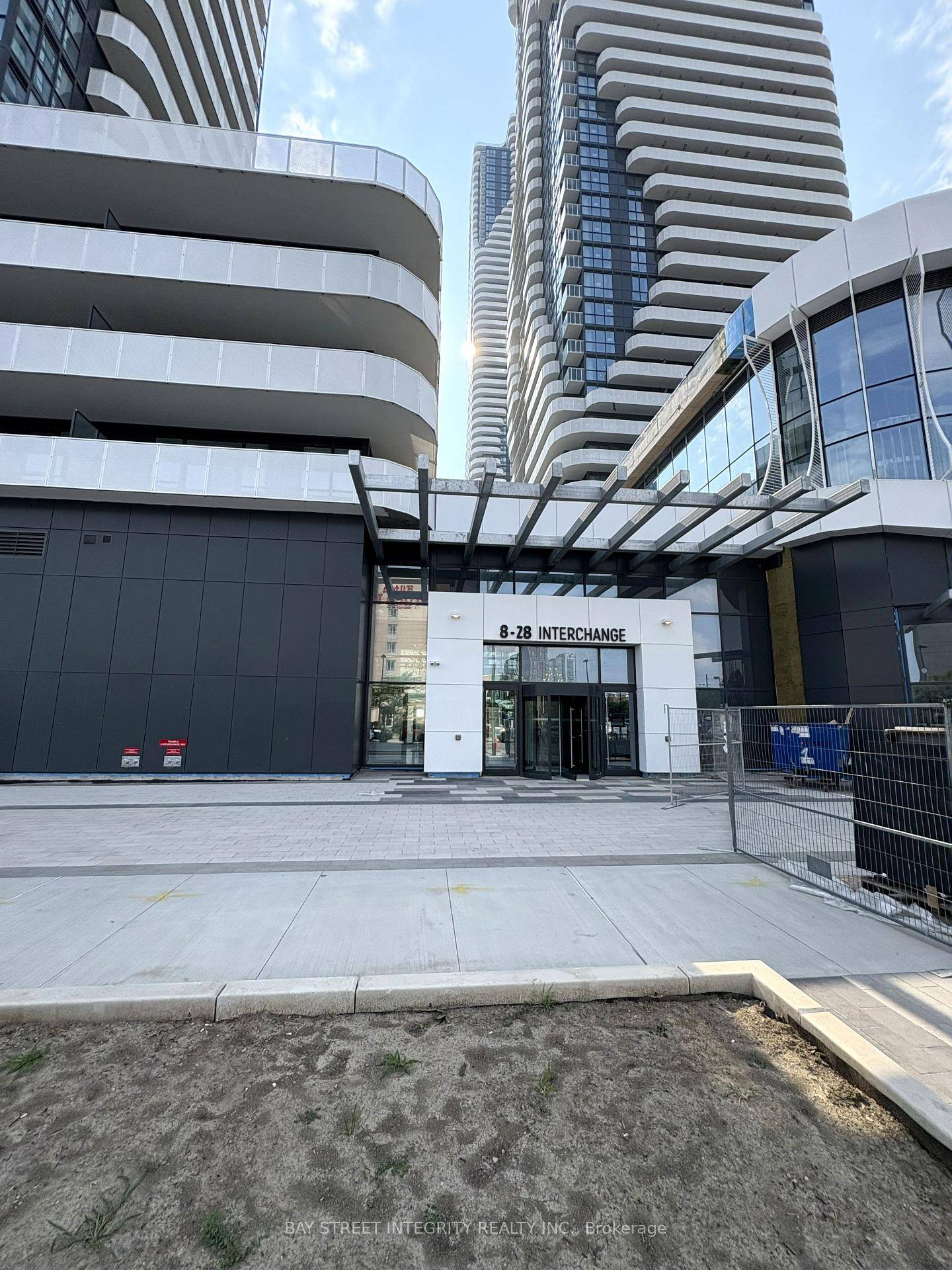 Brand New Condo Vaughan Downtown, 1Bdroom 1 Den With Glass Door 2nd Brm, 2 WashRooms, Open concept Layout Kitchen, Living, Dining Area, Walk out Private Balcony, Large Closets.