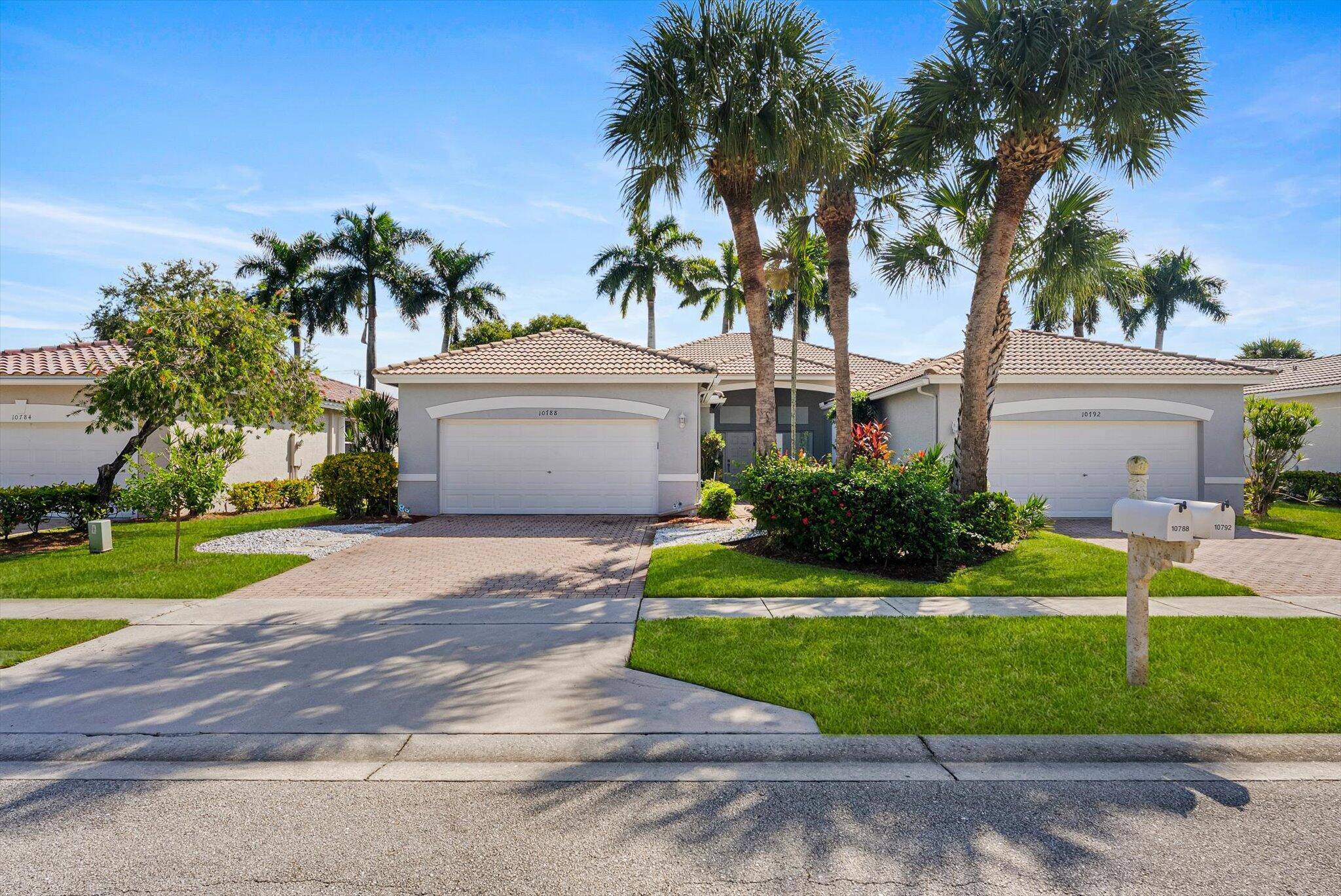 Elegant Home in Sought After Majestic Isles.