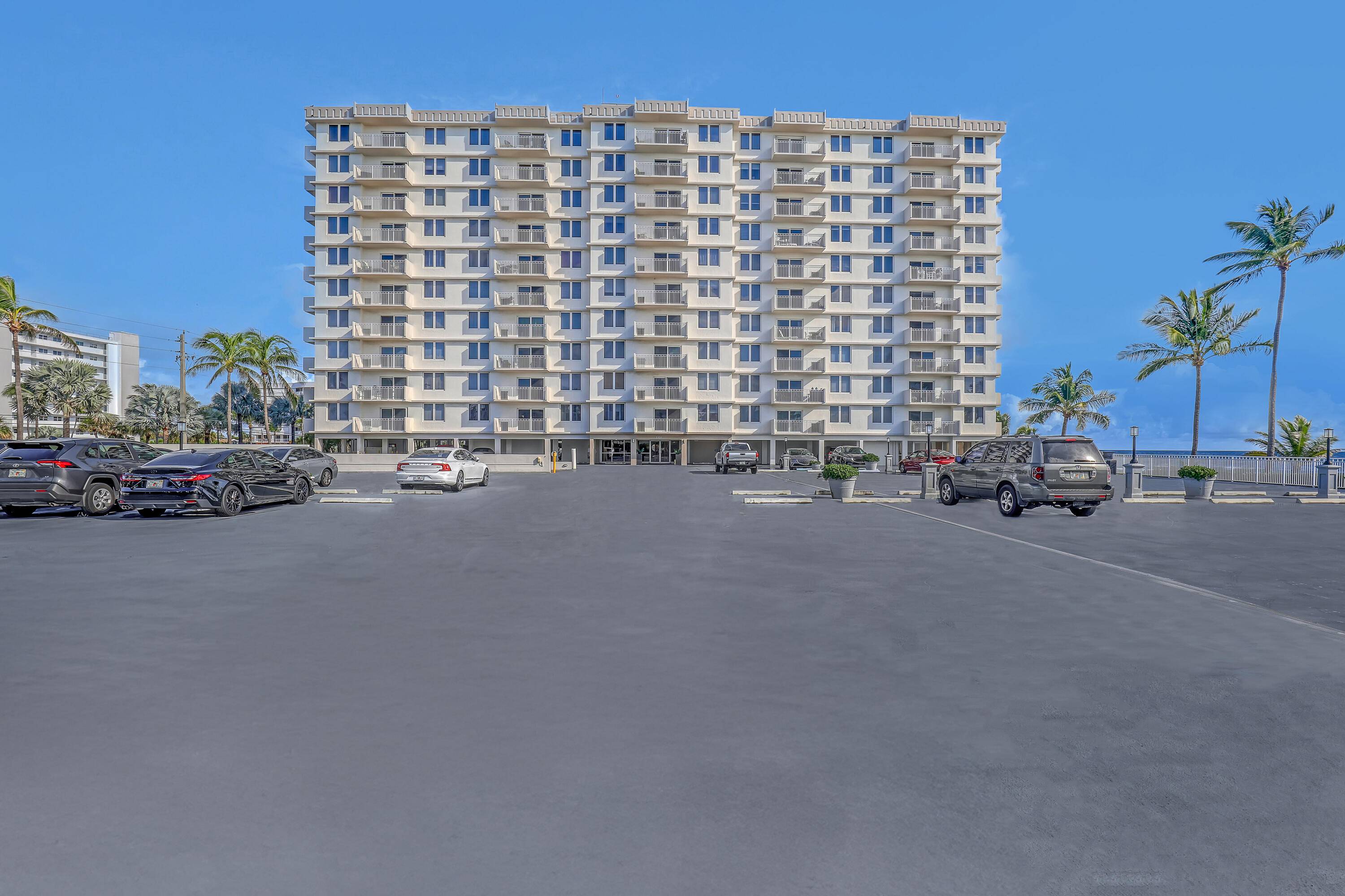 ONE OF THE BEST UNITS AT AMBASSADORS EAST IN HIGHLAND BEACH !