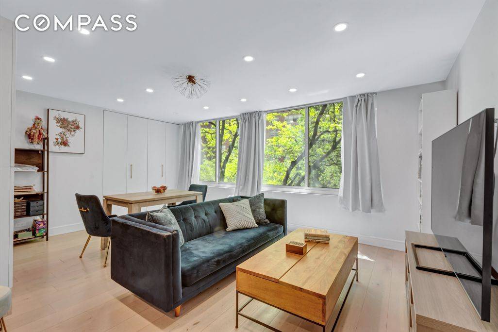 Welcome to Residence 3CD at The Fontaine a rare, combined 3 bedroom home in a full service Upper East Side co op.