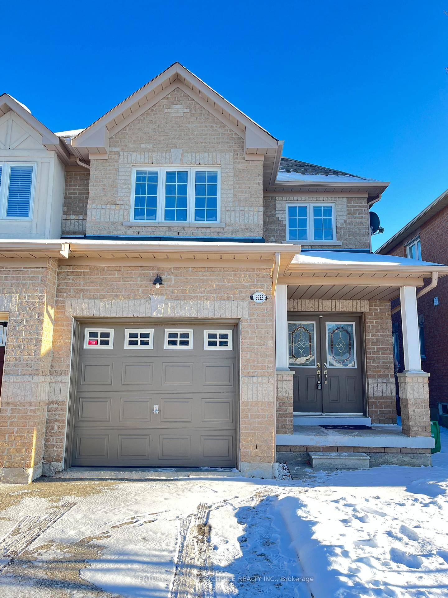 Your search ends here ! Welcome to the beautiful semi detached in the highly sought after family friendly Churchill Meadows community.