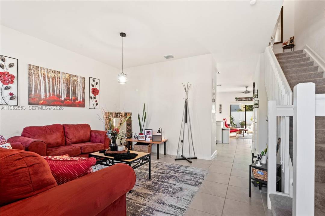 Beautiful well maintained villa located in a highly desirable area of Hialeah, originally purchased as new construction from Lennar and owned by the original and only owner.