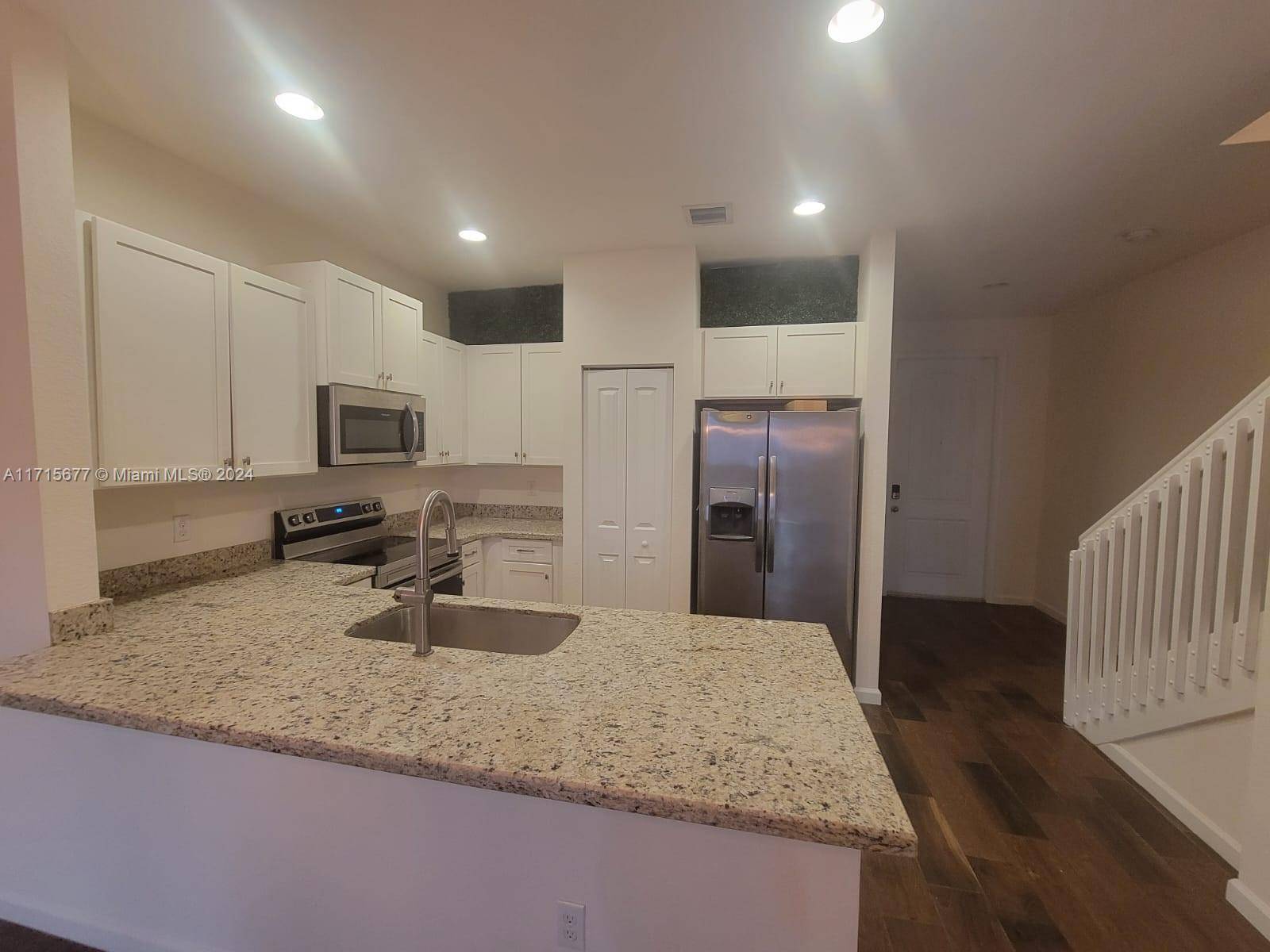 Back on the market, seller Motivated !