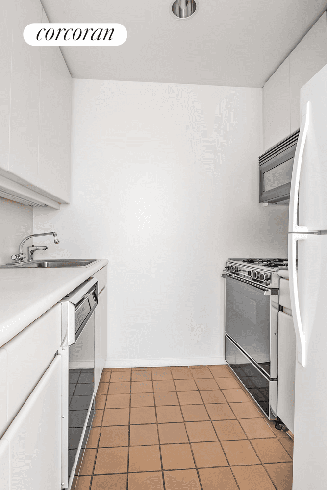 Sun drenched and south facing 1 bedroom, 1 bathroom available for rent at 100 United Nations Plaza, one of Midtown East's premier white glove condominiums.
