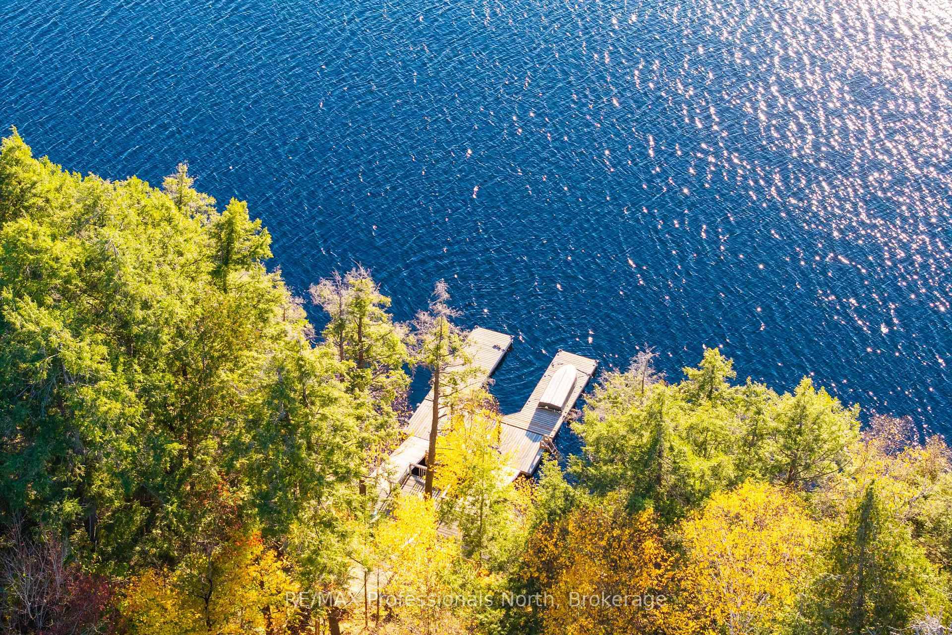 Little Kennisis Lake Main Floor Lakeside Living at Its Best !