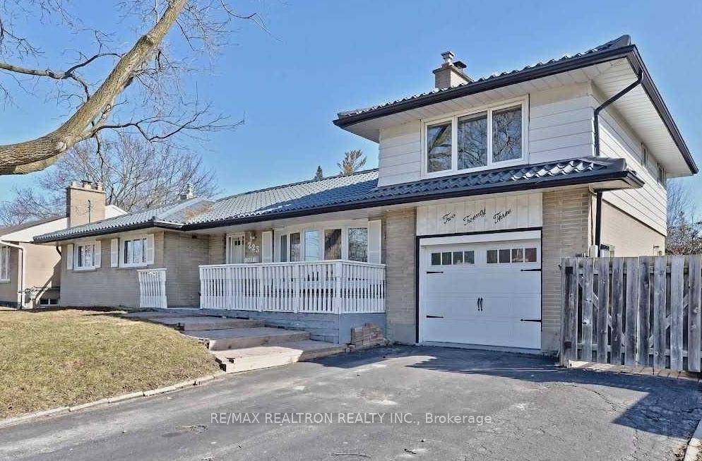 This recently finished legal basement apartment with a private separate entrance features 2 bedrooms and 1 washroom with ensuite laundry.