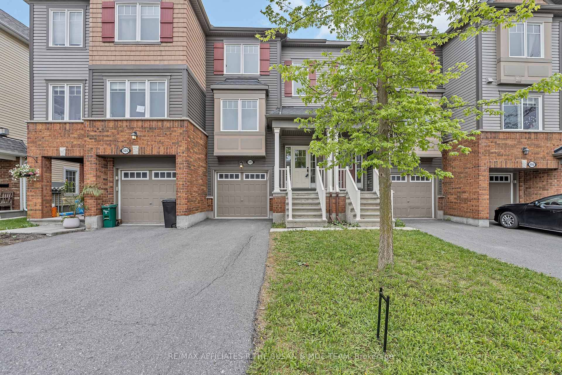 Welcome to 503 Coldwater Crescent !