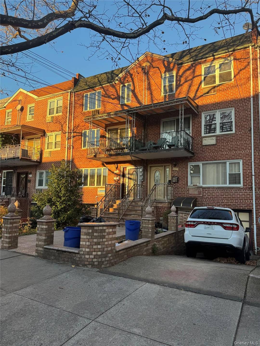 A rare Canarsie opportunity !