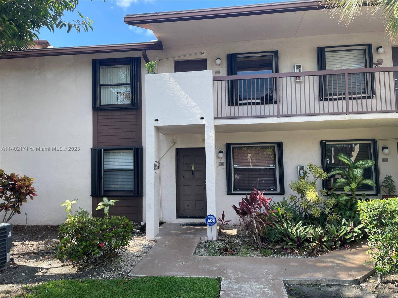 INVESTORS Opportunity. Don't miss out on this rare opportunity to own a cozy updated 2Br, 2Ba ground unit apt in the highly sought after WELLEBY SHORES Condo in Sunrise.