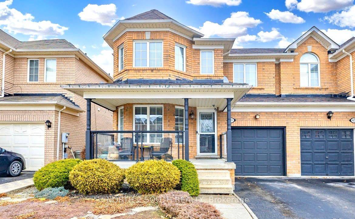 For Lease Stylish 3 Bedroom Semi in Prime Vaughan Location.