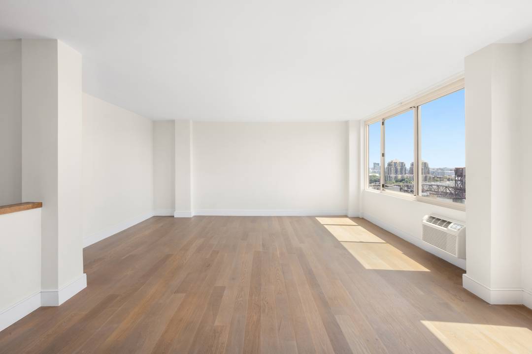 Welcome to Island House, where serene waterfront living meets city convenience just 90 seconds to Midtown Manhattan on the F train, or a short scenic ride via the Tram or ...