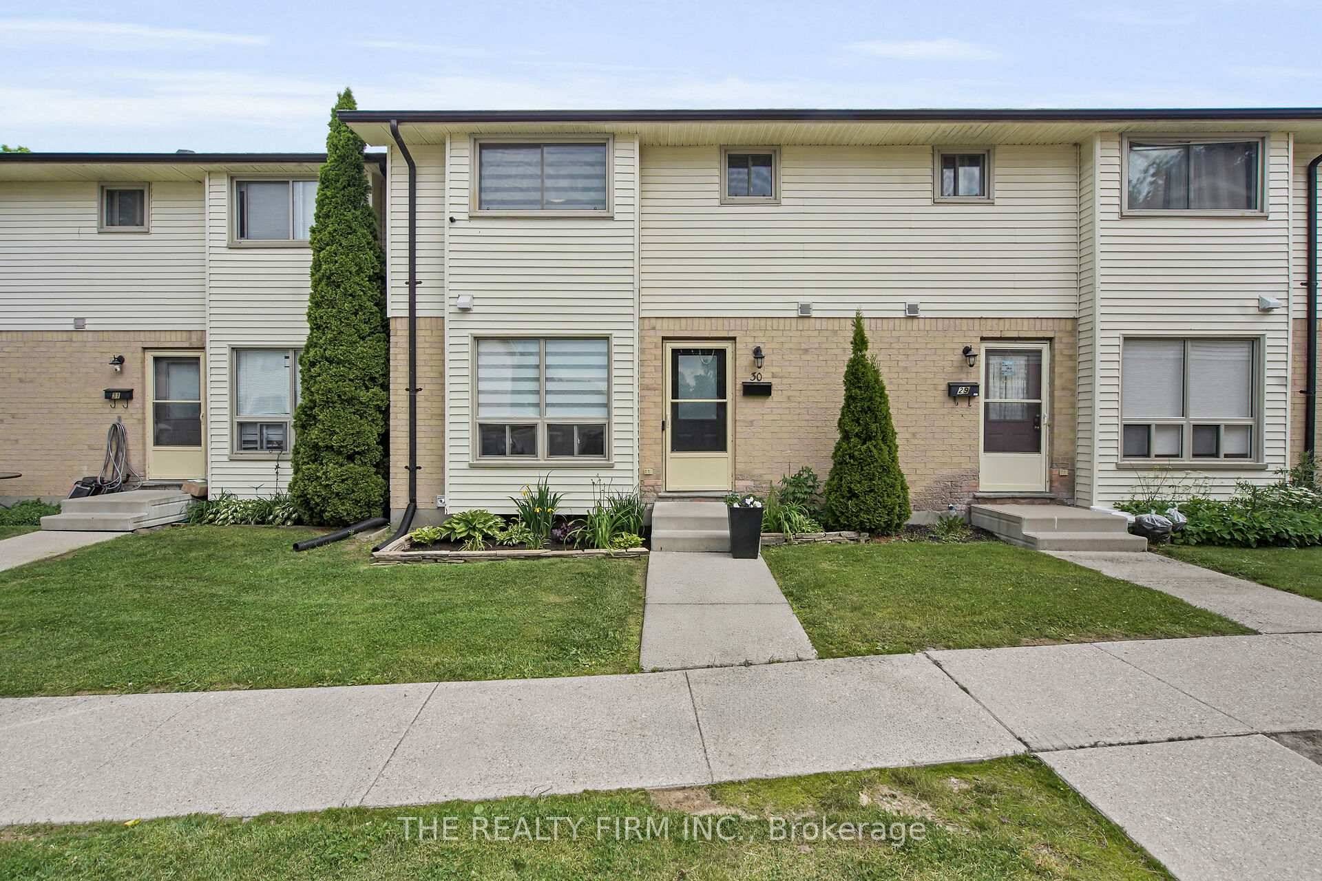 This beautifully updated 3 bedroom, 1.