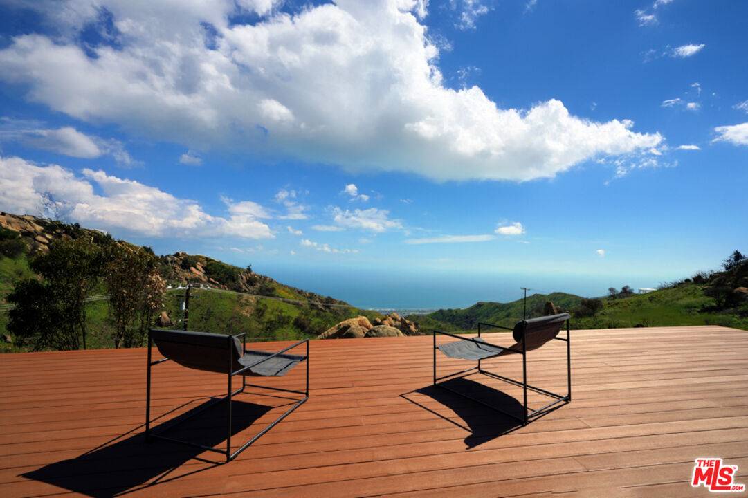 24641   Piuma Rd 1.0 Malibu LA