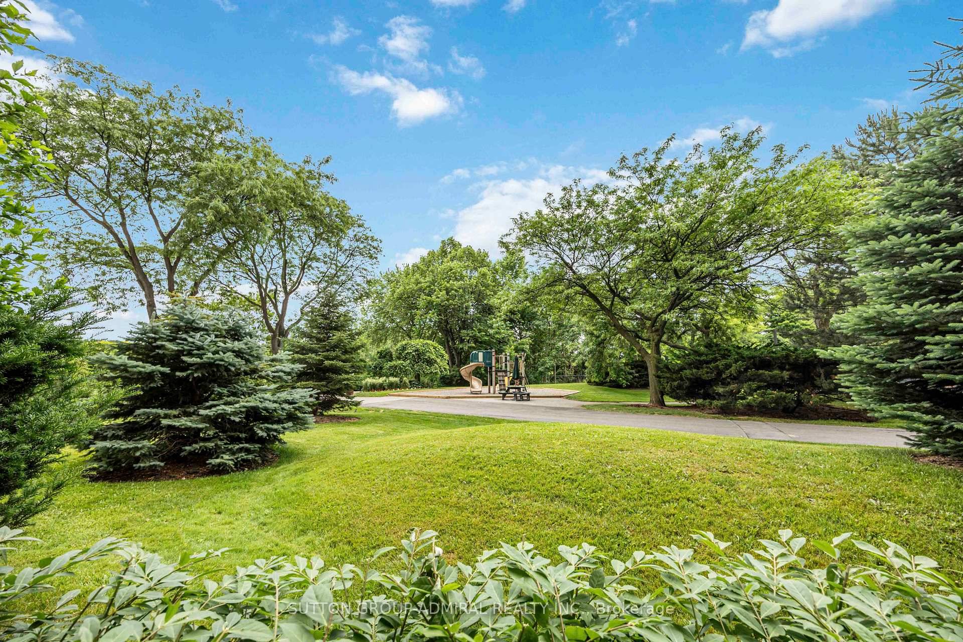 Welcome To The Masters A Resort Style Condominium In Prestigious Markland Wood !