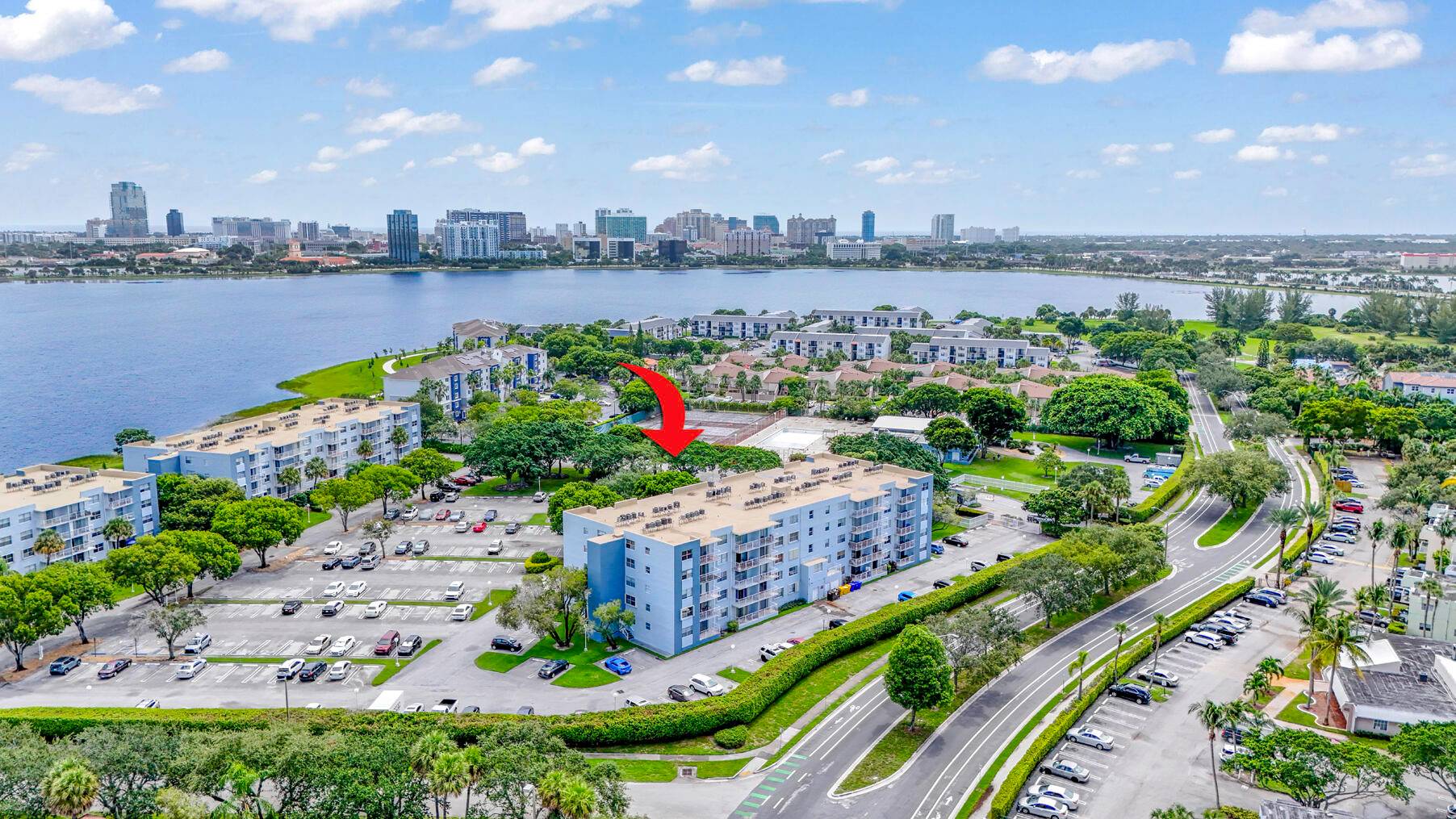 Welcome to Unit 3K at Breakwaters of the Palm Beaches a beautifully appointed 1 bedroom, 1 bathroom condo that offers a perfect blend of comfort, style, and location.