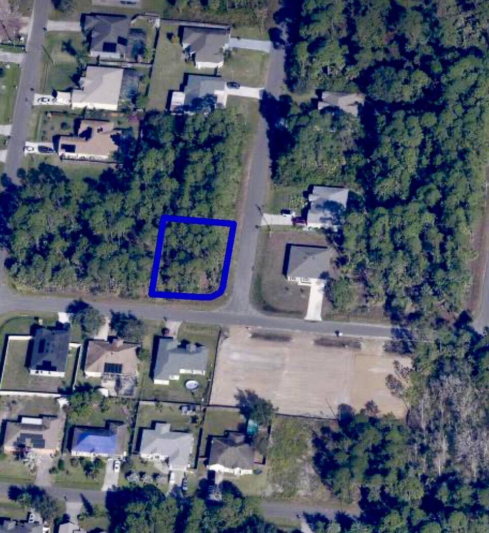 Corner Lot Opportunity in Palm Bay !