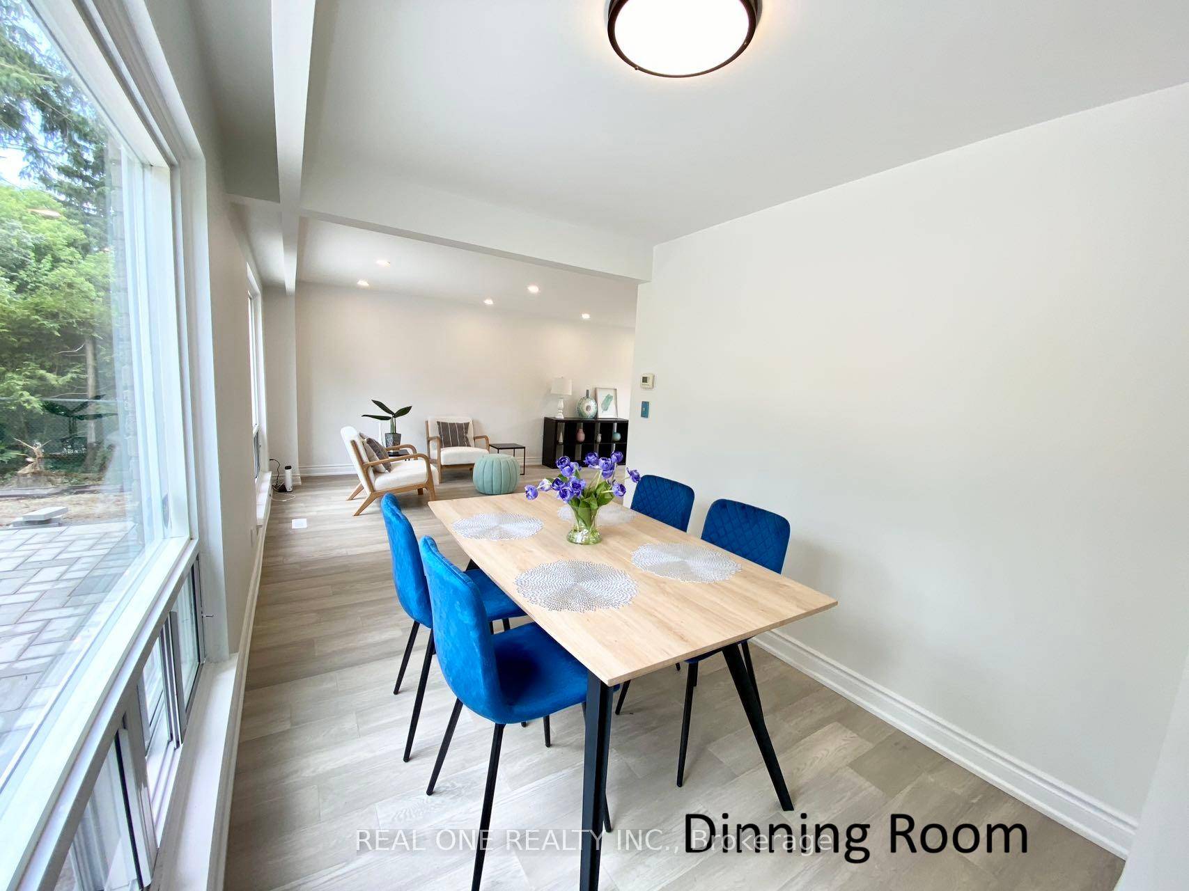 Fully renovated detached 2 garage house with LEGAL BASEMENT in prime L'Amoreaux Neighborhood.