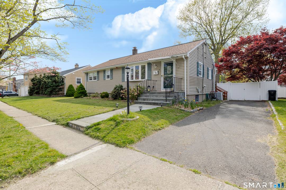 76 Geneva Terrace is a sweet 1, 008 square foot Ranch that delivers effortless one level living on a peaceful, tree lined side street.