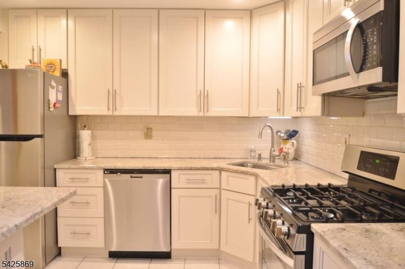 Welcome home ! This stunning, updated 2 bedroom, 2.