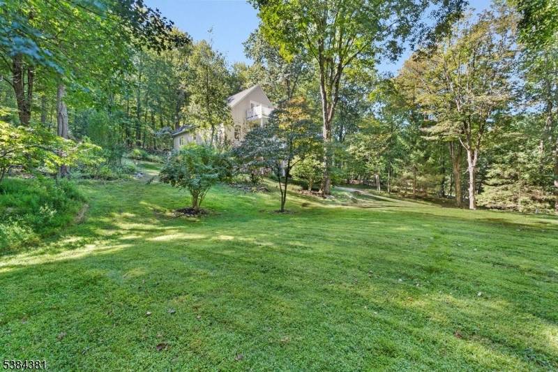 This stunning custom home is well over 2, 000 sq ft per tax records and is located in desirable Washington Twp Morris Co and feeds to sought after Long Valley ...