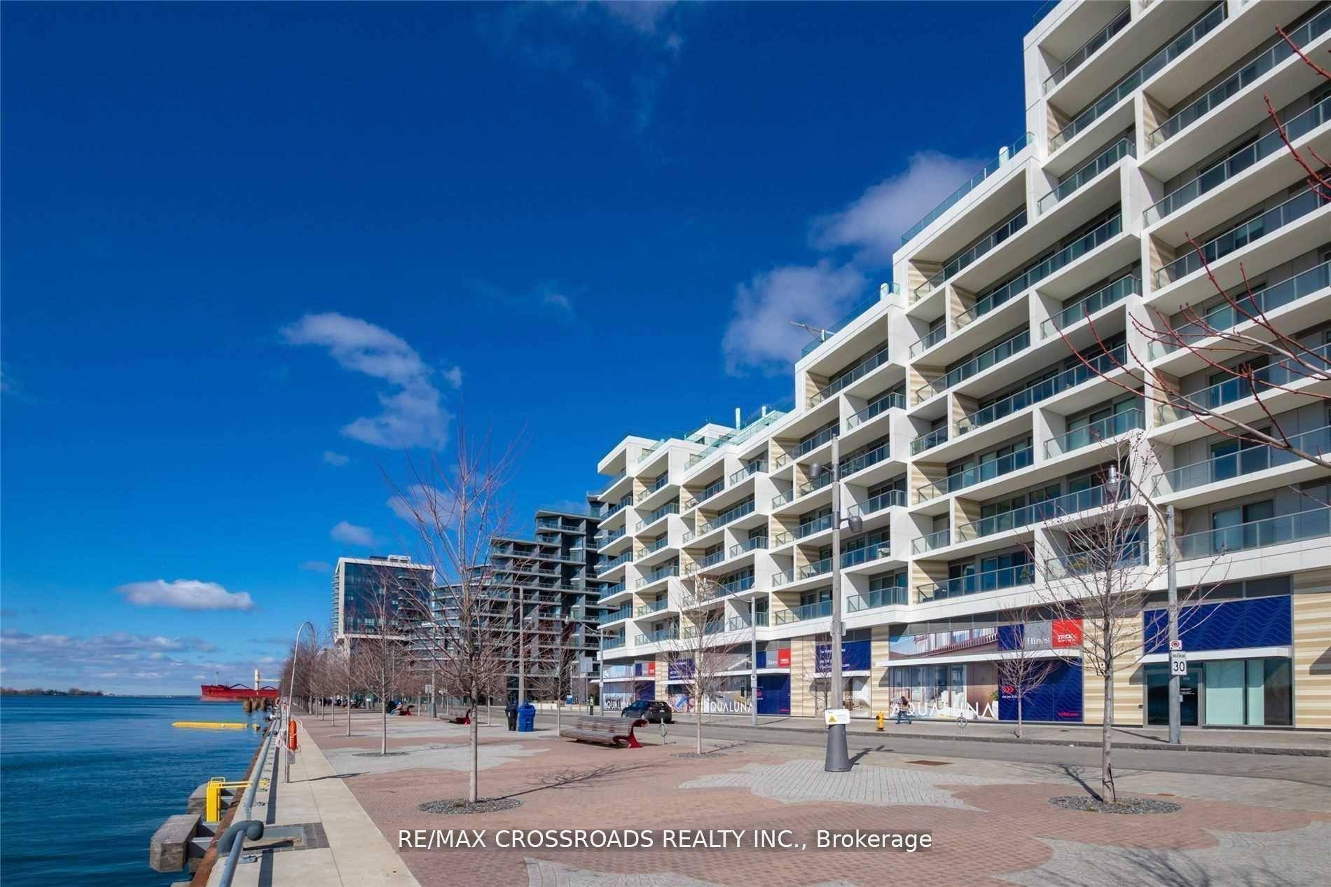 Client RemarksLuxury Waterfront Living !