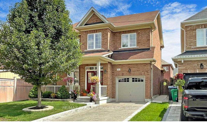 Located In The REAL GEM BEAUTIFUL Upscale Neighbourhood Ravines Of Credit Valley, This Beautiful Detached Home Offer Fantastic Curb Appeal Along With Very Spacious Living amp ; Large Backyard.